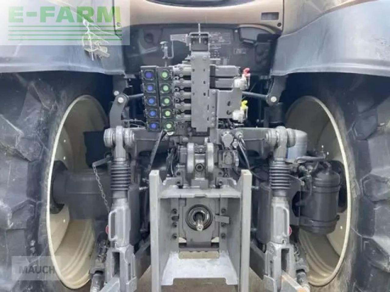 Valtra t 214 direct Direct - Tractor: foto 5 Valtra t 214 direct Direct - Tractor: foto 5