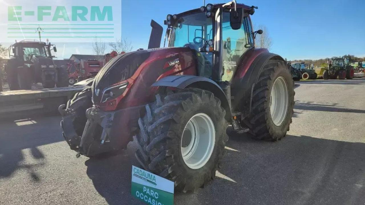 Valtra t 214 direct smarttouch Direct - Tractor: foto 1 Valtra t 214 direct smarttouch Direct - Tractor: foto 1
