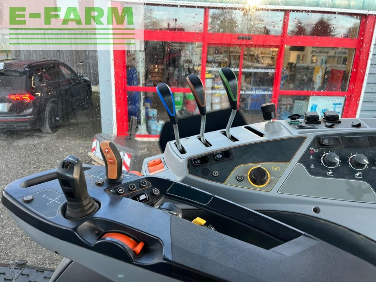 Tractor Valtra t144: foto 10