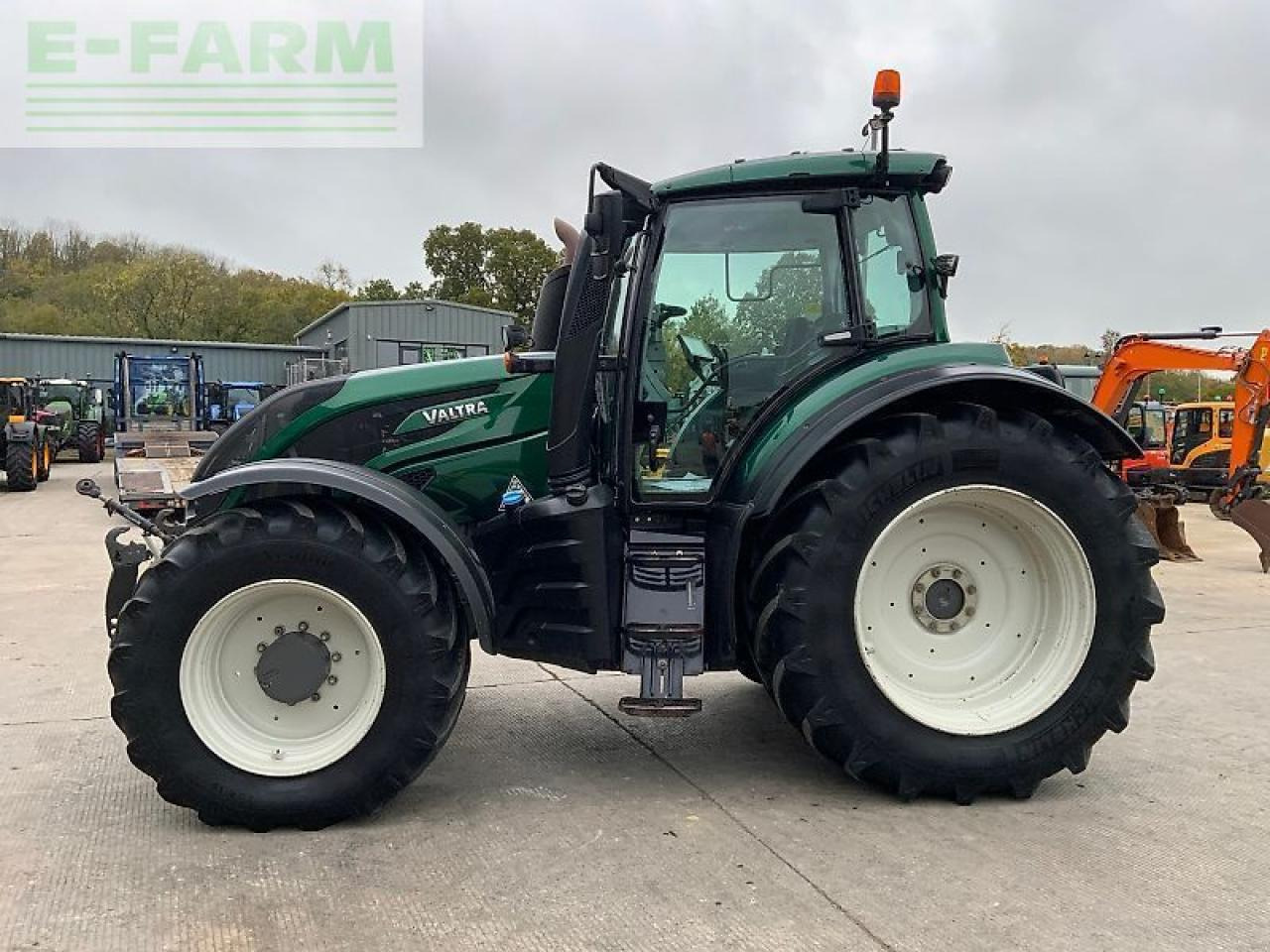 Valtra t194 direct tractor (st24916) Direct - Tractor: foto 5 Valtra t194 direct tractor (st24916) Direct - Tractor: foto 5