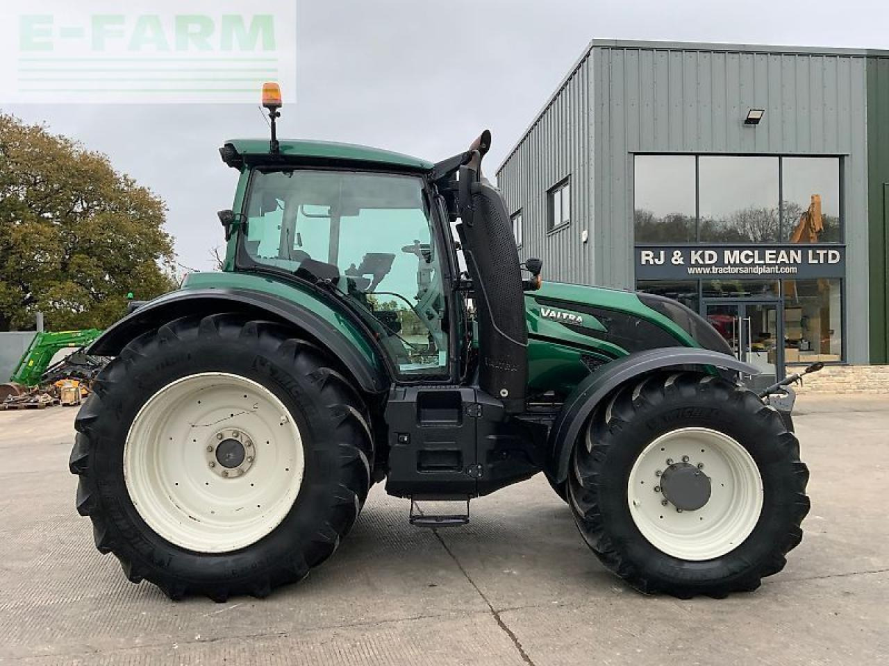 Valtra t194 direct tractor (st24916) Direct - Tractor: foto 1 Valtra t194 direct tractor (st24916) Direct - Tractor: foto 1
