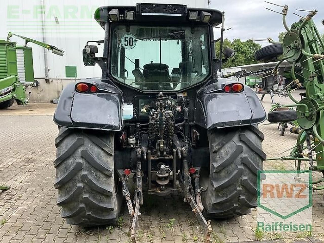 Valtra t202d - Tractor: foto 3 Valtra t202d - Tractor: foto 3