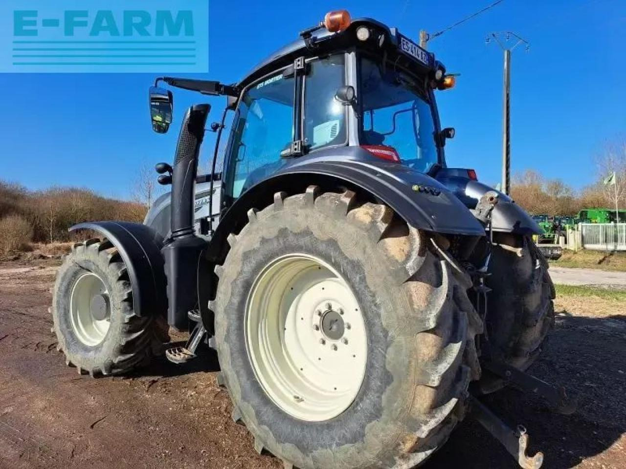 Valtra t214 - Tractor: foto 3 Valtra t214 - Tractor: foto 3