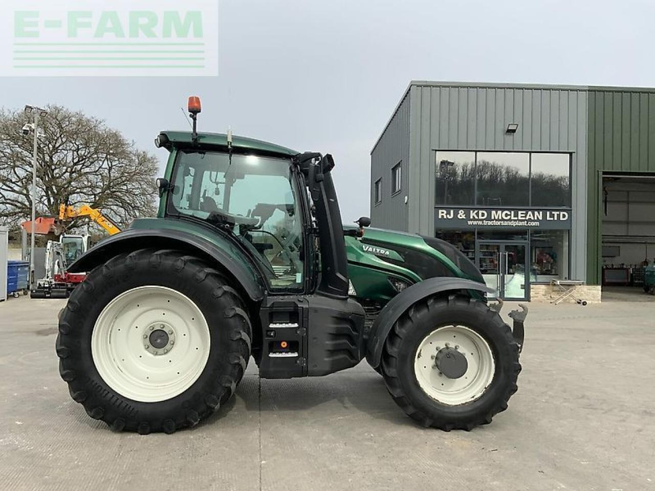 Valtra t214 versu unlimited tractor (st22268) Versu - Tractor: foto 1 Valtra t214 versu unlimited tractor (st22268) Versu - Tractor: foto 1
