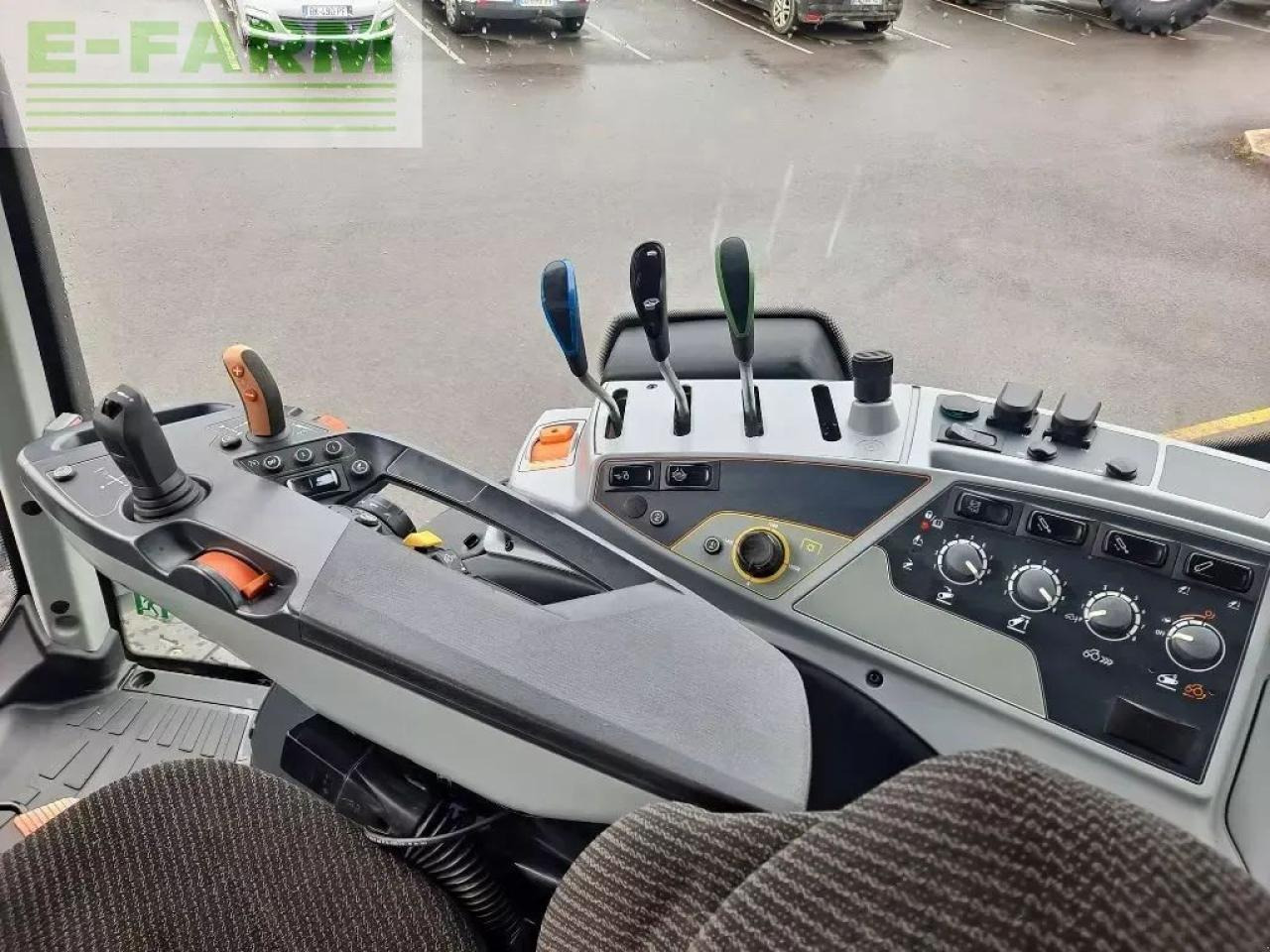 Valtra t214a - Tractor: foto 5 Valtra t214a - Tractor: foto 5