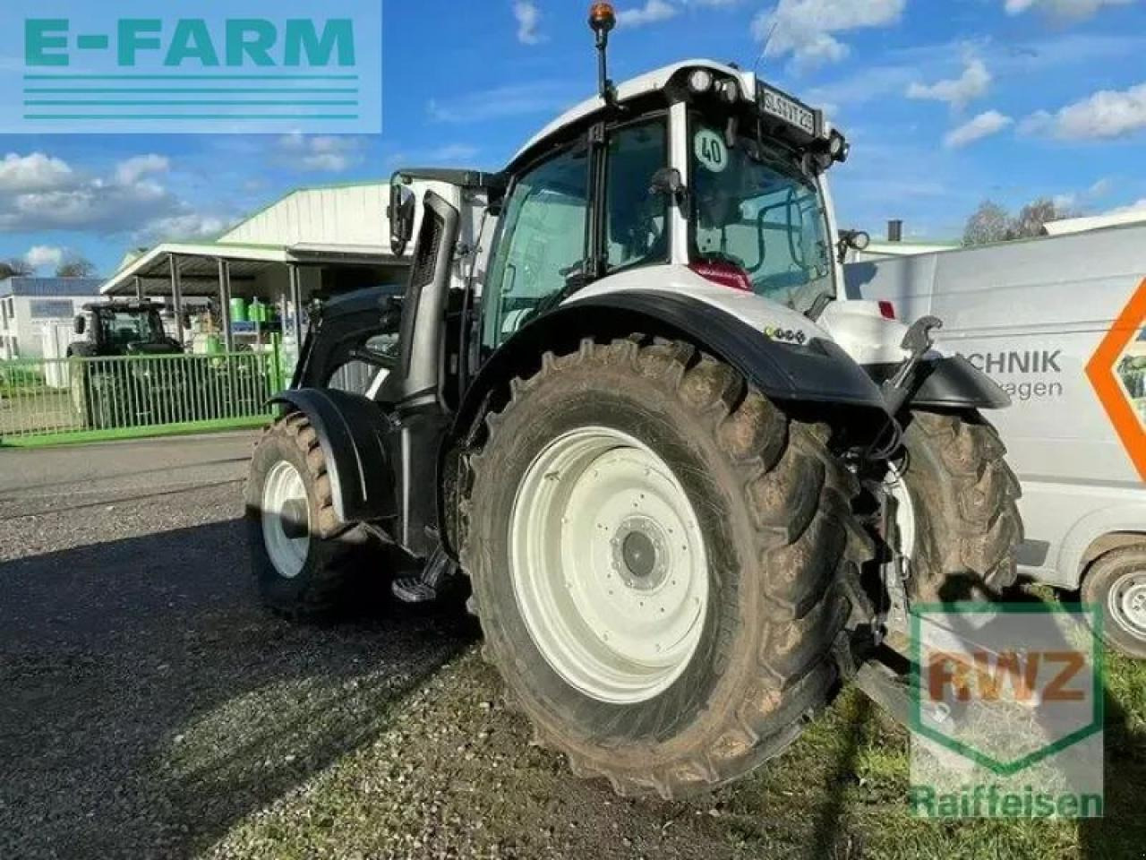 Valtra t215d - Tractor: foto 5 Valtra t215d - Tractor: foto 5
