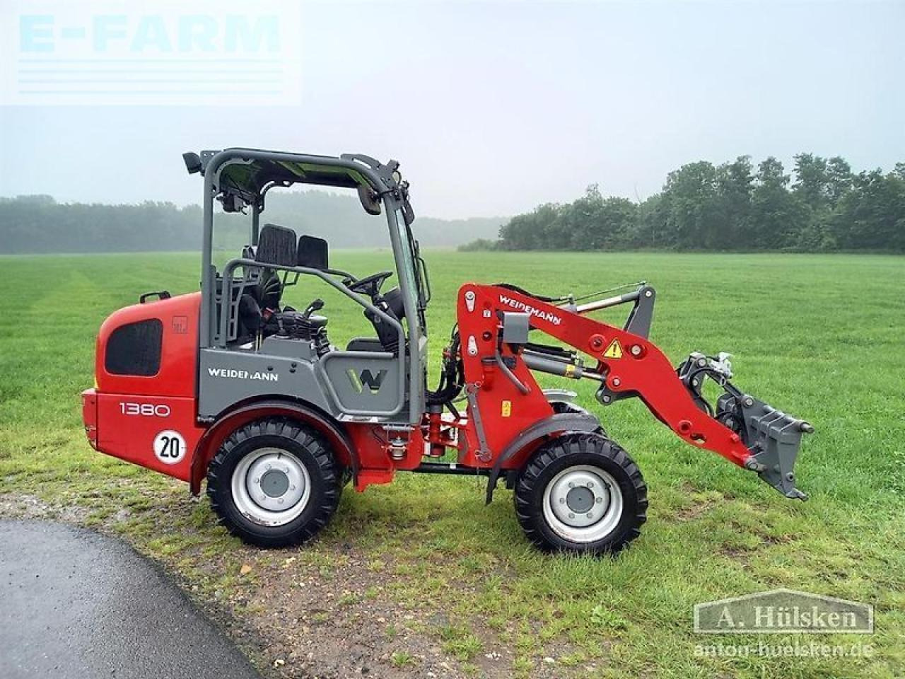 Weidemann 1380 - Miniexcavadora: foto 1 Weidemann 1380 - Miniexcavadora: foto 1