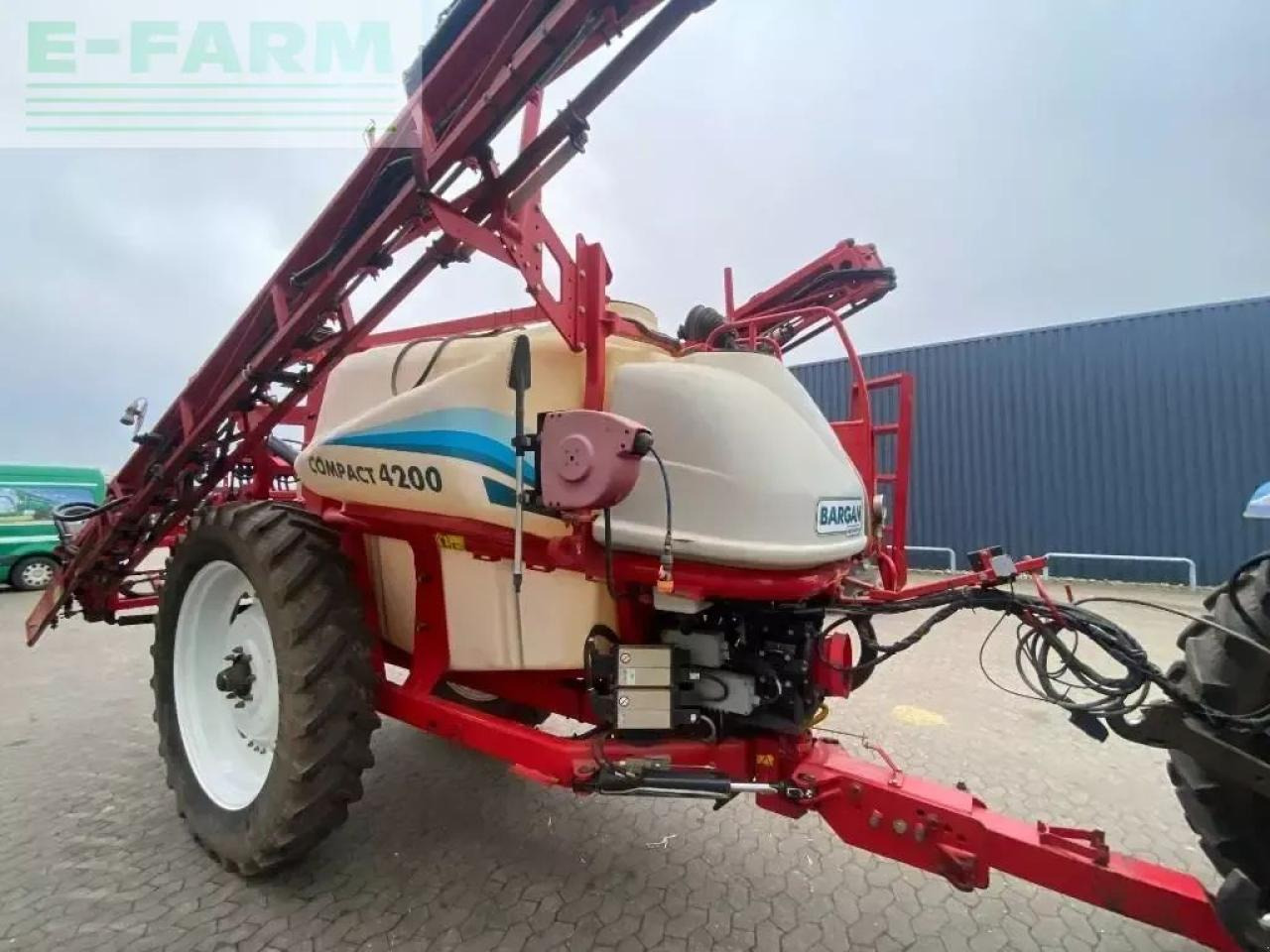 Pulverizador arrastrado compact: foto 10 Pulverizador arrastrado compact: foto 10