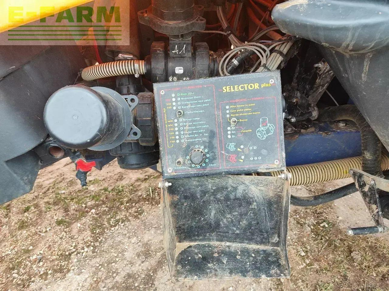 Olympia 320s - Pulverizador arrastrado: foto 2 Olympia 320s - Pulverizador arrastrado: foto 2