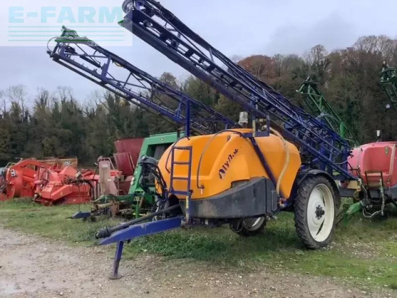 Olympia320s - Pulverizador arrastrado: foto 1 Olympia320s - Pulverizador arrastrado: foto 1