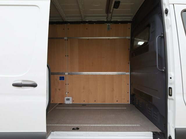 MERCEDES-BENZ Sprinter 317 Maxi,9GTronic,MBUX,Kamera... - Furgón: foto 2 MERCEDES-BENZ Sprinter 317 Maxi,9GTronic,MBUX,Kamera... - Furgón: foto 2