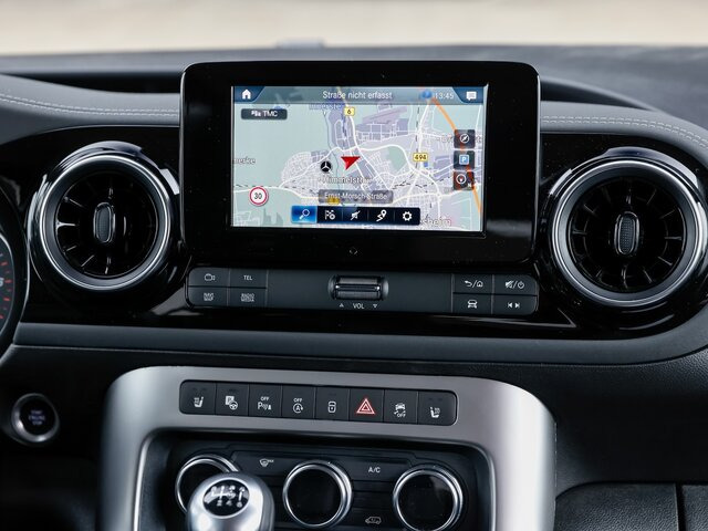 MERCEDES-BENZ T 180 Power Plus,MBUX,LED,Navi,Kamera,Tempomat - Furgoneta de pasajeros: foto 4 MERCEDES-BENZ T 180 Power Plus,MBUX,LED,Navi,Kamera,Tempomat - Furgoneta de pasajeros: foto 4