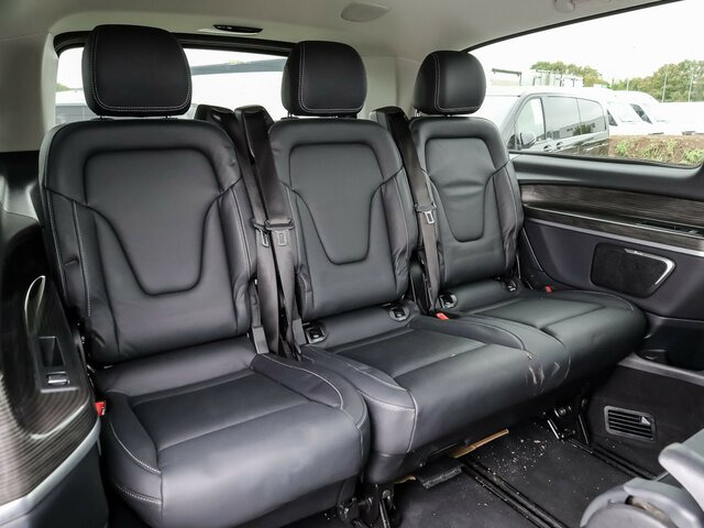 MERCEDES-BENZ V 300 Avantgarde Extralang,2xSchiebetür el.,AHK - Minibús, Furgoneta de pasajeros: foto 4 MERCEDES-BENZ V 300 Avantgarde Extralang,2xSchiebetür el.,AHK - Minibús, Furgoneta de pasajeros: foto 4