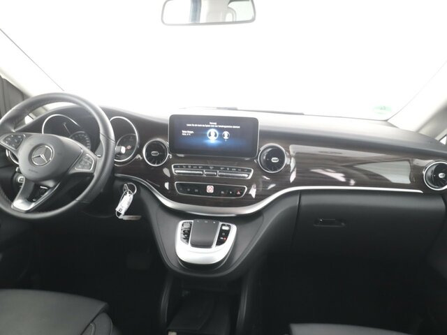 MERCEDES-BENZ V 300 Avantgarde Extralang,2xSchiebetür elektr.... - Furgoneta de pasajeros: foto 2 MERCEDES-BENZ V 300 Avantgarde Extralang,2xSchiebetür elektr.... - Furgoneta de pasajeros: foto 2