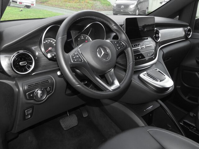 MERCEDES-BENZ V 300 Avantgarde Extralang,2xSchiebetür elektr. - Furgoneta de pasajeros: foto 4 MERCEDES-BENZ V 300 Avantgarde Extralang,2xSchiebetür elektr. - Furgoneta de pasajeros: foto 4