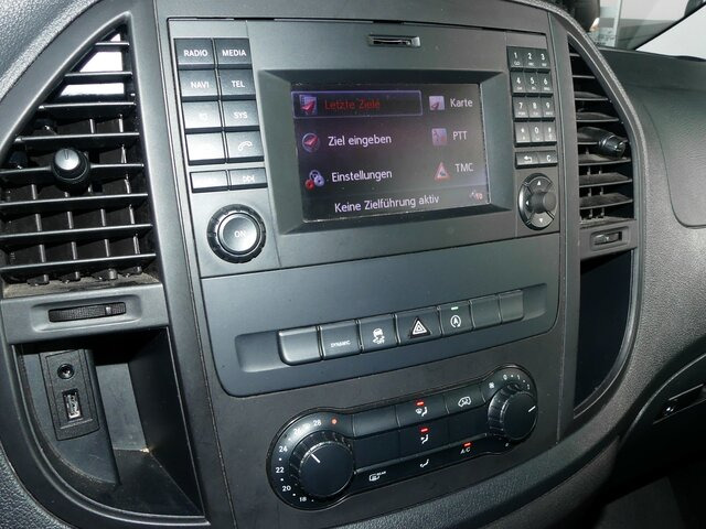 MERCEDES-BENZ Vito 114 TourerPro,Allrad,Automatik,8Sitzer... - Furgoneta de pasajeros: foto 4 MERCEDES-BENZ Vito 114 TourerPro,Allrad,Automatik,8Sitzer... - Furgoneta de pasajeros: foto 4