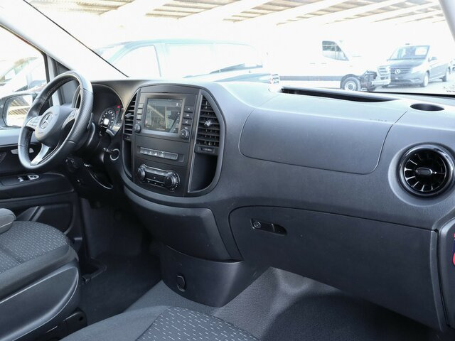 MERCEDES-BENZ Vito 114 TourerPro,Extralang,8Sitzer,Automatik... - Minibús, Furgoneta de pasajeros: foto 4 MERCEDES-BENZ Vito 114 TourerPro,Extralang,8Sitzer,Automatik... - Minibús, Furgoneta de pasajeros: foto 4