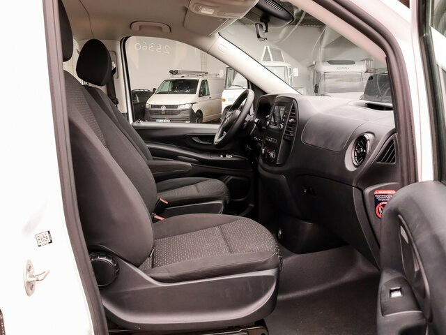 MERCEDES-BENZ Vito 114 TourerPro,Extralang,8Sitzer,Automatik... - Furgoneta de pasajeros: foto 3 MERCEDES-BENZ Vito 114 TourerPro,Extralang,8Sitzer,Automatik... - Furgoneta de pasajeros: foto 3
