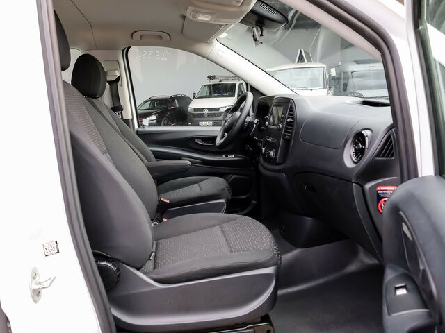 MERCEDES-BENZ Vito 114 TourerPro,Extralang,8Sitzer,Automatik... - Furgoneta de pasajeros: foto 3 MERCEDES-BENZ Vito 114 TourerPro,Extralang,8Sitzer,Automatik... - Furgoneta de pasajeros: foto 3