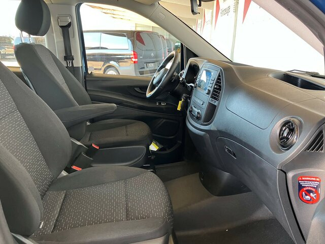 MERCEDES-BENZ Vito 114 TourerPro,Extralang,8Sitzer,Automatik - Furgoneta de pasajeros: foto 4 MERCEDES-BENZ Vito 114 TourerPro,Extralang,8Sitzer,Automatik - Furgoneta de pasajeros: foto 4