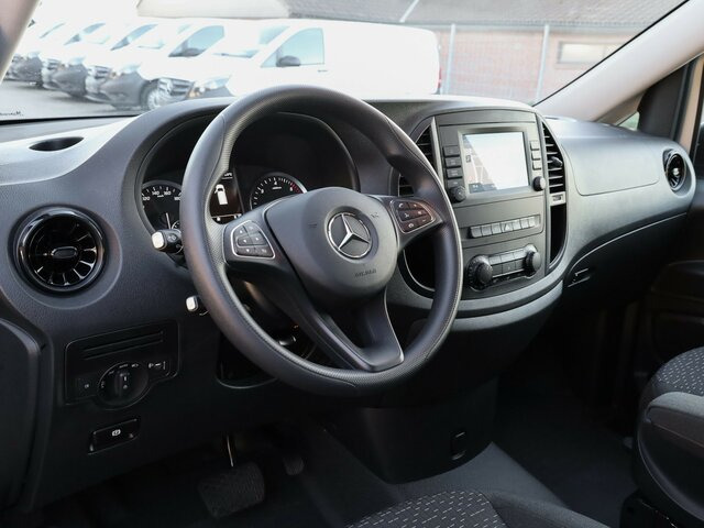 MERCEDES-BENZ Vito 114 TourerPro,Extralang,8Sitzer,Automatik... - Furgoneta de pasajeros: foto 5 MERCEDES-BENZ Vito 114 TourerPro,Extralang,8Sitzer,Automatik... - Furgoneta de pasajeros: foto 5