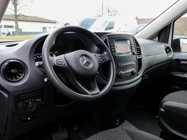 MERCEDES-BENZ Vito 114 TourerPro,Extralang,8Sitzer,Automatik... - Furgoneta de pasajeros: foto 5 MERCEDES-BENZ Vito 114 TourerPro,Extralang,8Sitzer,Automatik... - Furgoneta de pasajeros: foto 5