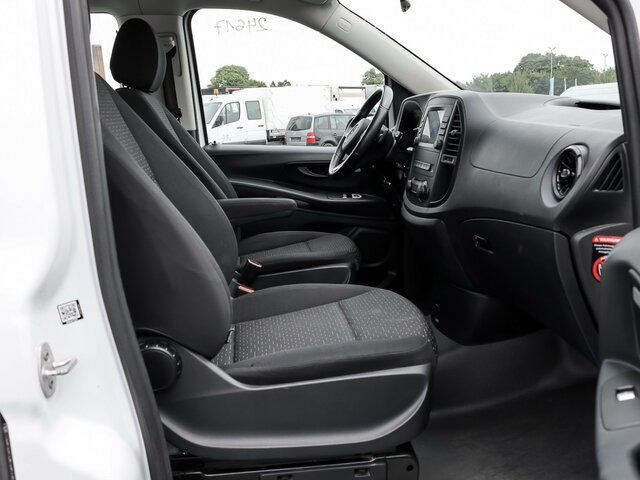 MERCEDES-BENZ Vito 114 TourerPro,Extralang,8Sitzer,Automatik - Furgoneta de pasajeros: foto 3 MERCEDES-BENZ Vito 114 TourerPro,Extralang,8Sitzer,Automatik - Furgoneta de pasajeros: foto 3