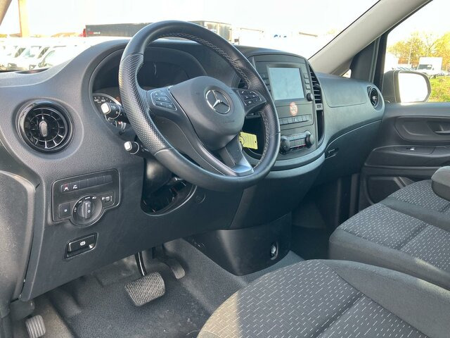 MERCEDES-BENZ Vito 116TourerPro ,Extralang,2xKlima,Kamera,AHK - Furgoneta de pasajeros: foto 4 MERCEDES-BENZ Vito 116TourerPro ,Extralang,2xKlima,Kamera,AHK - Furgoneta de pasajeros: foto 4