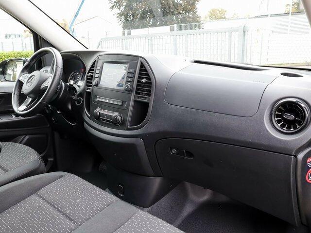 MERCEDES-BENZ Vito 116TourerPro ,Extralang,2xKlima,Kamera,AHK... - Furgoneta de pasajeros: foto 4 MERCEDES-BENZ Vito 116TourerPro ,Extralang,2xKlima,Kamera,AHK... - Furgoneta de pasajeros: foto 4