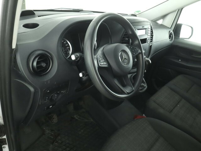 MERCEDES-BENZ Vito114CDI KA lang ,Klima,Sortimo Regalsystem... - Furgoneta pequeña: foto 2 MERCEDES-BENZ Vito114CDI KA lang ,Klima,Sortimo Regalsystem... - Furgoneta pequeña: foto 2