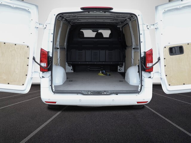 Furgoneta pequeña, Furgoneta eléctrica MERCEDES-BENZ eVito 111 KA,lang,Klima,Navi,Kamera,Sitzheizung...: foto 22