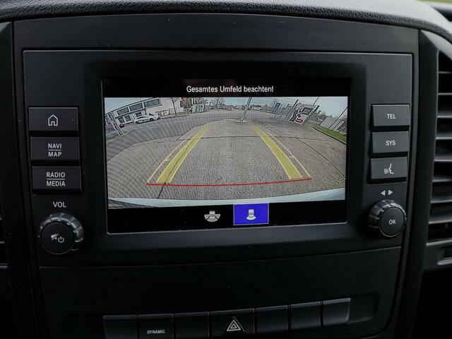 Furgoneta pequeña, Furgoneta eléctrica MERCEDES-BENZ eVito 111 KA,lang,Klima,Navi,Kamera,Sitzheizung...: foto 9