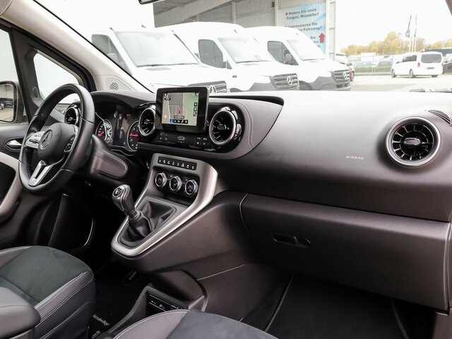 MERCEDES-BENZ T 180 Progressive,AMF Rollstuhlrampe,LED,Navi... - Otros maquinaria: foto 5 MERCEDES-BENZ T 180 Progressive,AMF Rollstuhlrampe,LED,Navi... - Otros maquinaria: foto 5