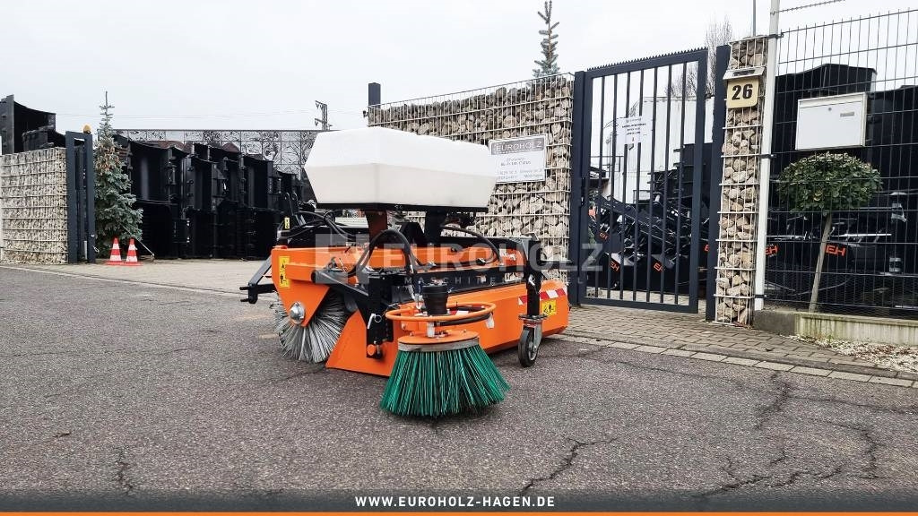 Kehrmaschine ZM 1400 für Radlader - Barredora cucharón para Vehículo municipal: foto 4 Kehrmaschine ZM 1400 für Radlader - Barredora cucharón para Vehículo municipal: foto 4