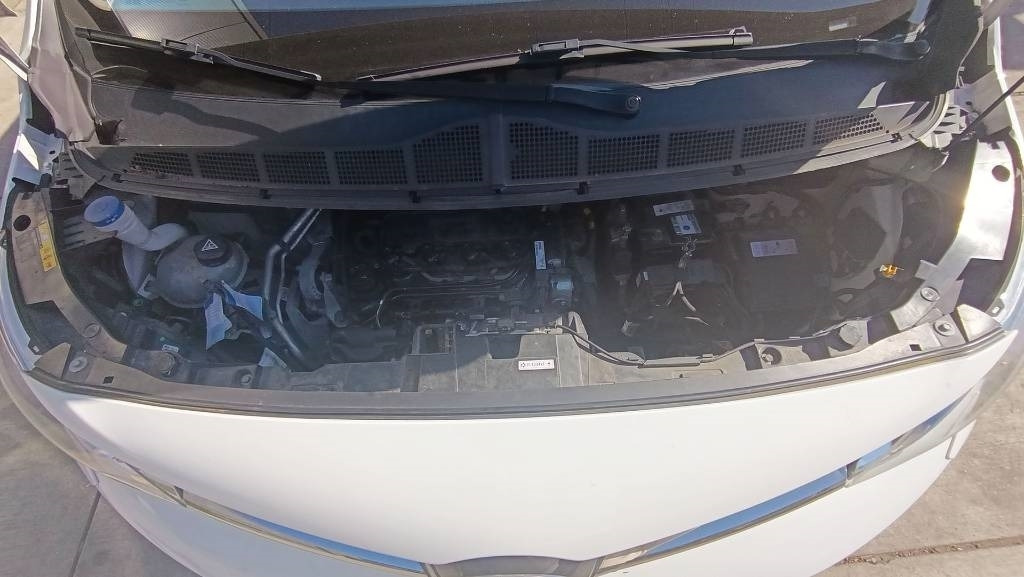 Furgón Toyota Proace 2.0 Van, Kleinbus, 7-Sitzer, Turboschaden: foto 28 Furgón Toyota Proace 2.0 Van, Kleinbus, 7-Sitzer, Turboschaden: foto 28