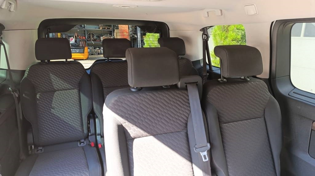 Furgón Toyota Proace 2.0 Van, Kleinbus, 7-Sitzer, Turboschaden: foto 14 Furgón Toyota Proace 2.0 Van, Kleinbus, 7-Sitzer, Turboschaden: foto 14
