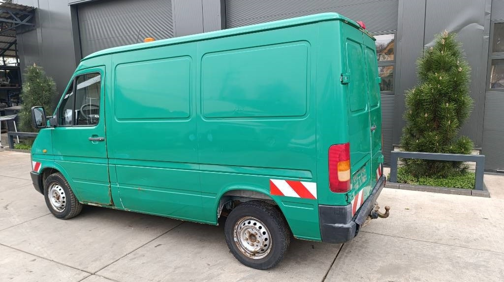 Volkswagen LT 28 Kastenwagen Werkstattsschränke Motorschaden - Furgoneta caja cerrada: foto 5 Volkswagen LT 28 Kastenwagen Werkstattsschränke Motorschaden - Furgoneta caja cerrada: foto 5