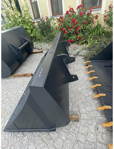 Big SUN Schwergutschaufel 250 cm mit Atlas Aufnahme - Cazo: foto 3 Big SUN Schwergutschaufel 250 cm mit Atlas Aufnahme - Cazo: foto 3