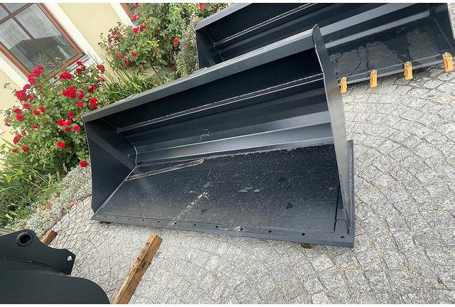 Big SUN Schwergutschaufel 250 cm mit Atlas Aufnahme - Cazo: foto 1 Big SUN Schwergutschaufel 250 cm mit Atlas Aufnahme - Cazo: foto 1