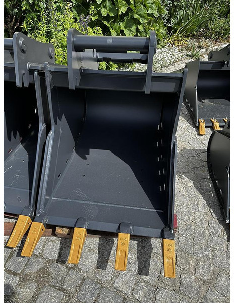 Big Tieflöffel 70cm mit MS08 Symblock Aufnahme - Cazo: foto 1 Big Tieflöffel 70cm mit MS08 Symblock Aufnahme - Cazo: foto 1