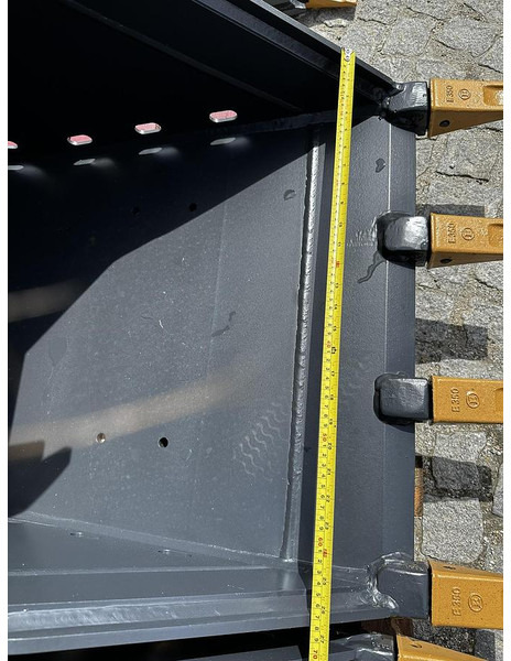 Big Tieflöffel 70cm mit MS08 Symblock Aufnahme - Cazo: foto 2 Big Tieflöffel 70cm mit MS08 Symblock Aufnahme - Cazo: foto 2