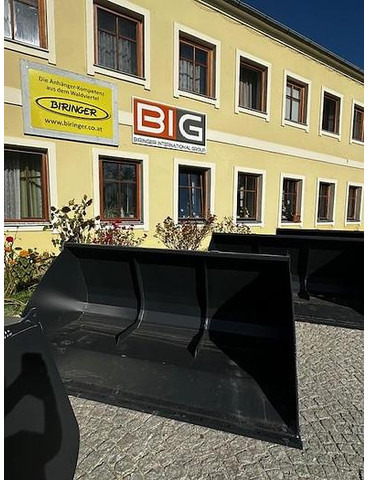 Big Volumenschaufel 250 cm mit Atlas Aufnahme - Cazo: foto 1 Big Volumenschaufel 250 cm mit Atlas Aufnahme - Cazo: foto 1