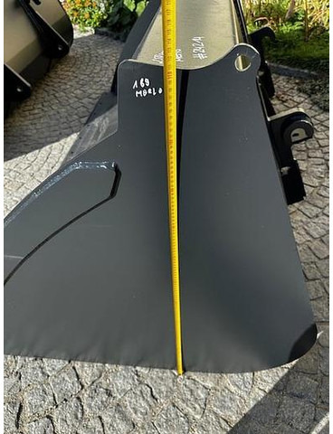 Big Volumenschaufel 250 cm mit Atlas Aufnahme - Cazo: foto 5 Big Volumenschaufel 250 cm mit Atlas Aufnahme - Cazo: foto 5