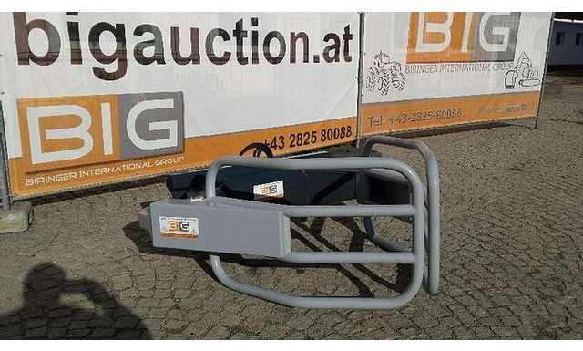 Rundballengreifer 180 cm pass. zu Euro Aufnahme - Pinza de manipulación para Maquinaria agrícola: foto 3 Rundballengreifer 180 cm pass. zu Euro Aufnahme - Pinza de manipulación para Maquinaria agrícola: foto 3