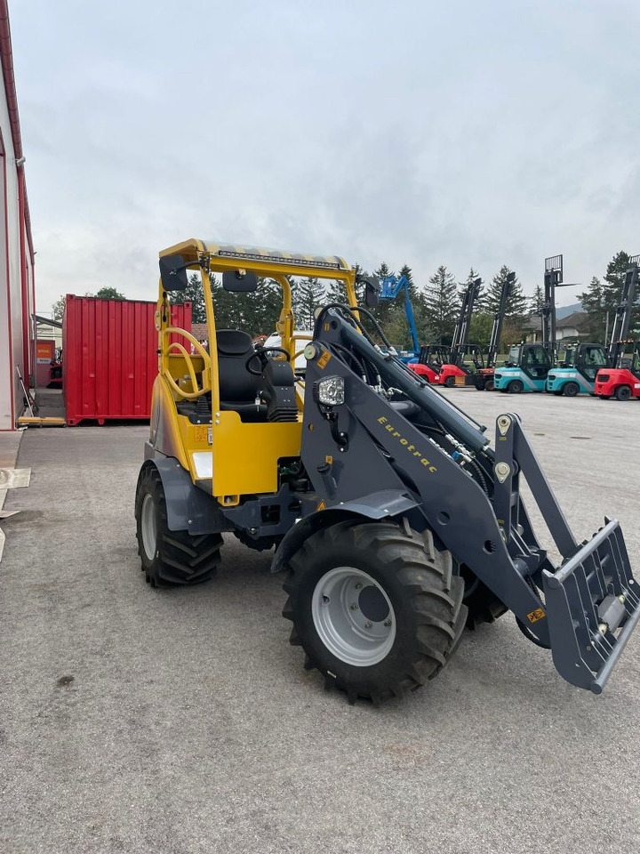 Eurotrac Eurotrac 820/W12S - Cargadora de ruedas: foto 4 Eurotrac Eurotrac 820/W12S - Cargadora de ruedas: foto 4
