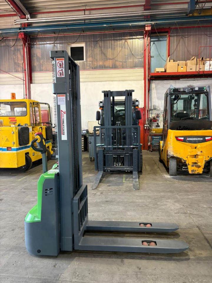 Osaka CDD12R-EN - Apilador: foto 1 Osaka CDD12R-EN - Apilador: foto 1