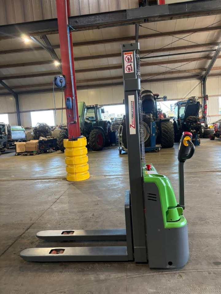 Osaka CDD12R-EN - Apilador: foto 3 Osaka CDD12R-EN - Apilador: foto 3