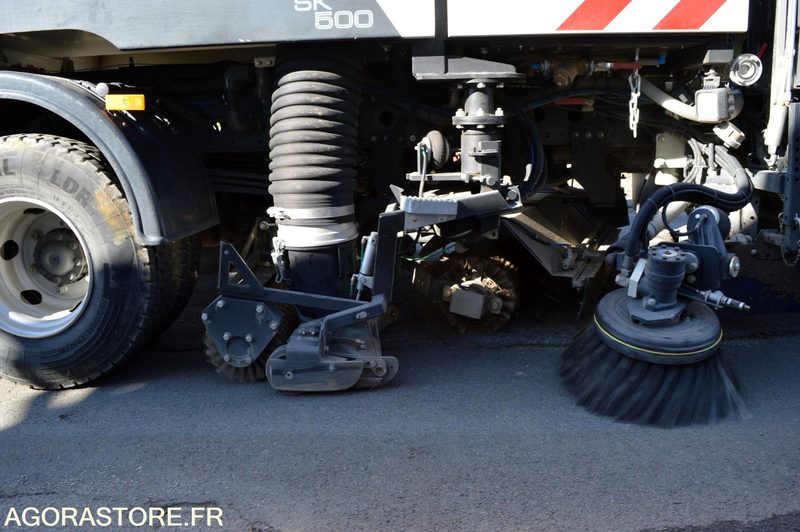 BALAYEUSE MERCEDES ATEGO 95000kms 2019 - Barredora vial: foto 4 BALAYEUSE MERCEDES ATEGO 95000kms 2019 - Barredora vial: foto 4