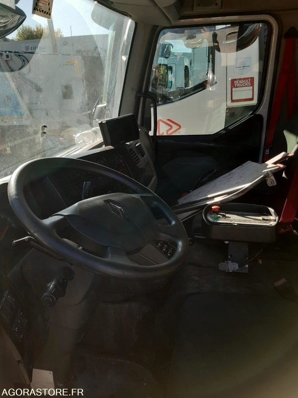 BOM RENAULT 19T - FARID 14M3 - R30958 - 257075 KMS - Camión de basura: foto 5 BOM RENAULT 19T - FARID 14M3 - R30958 - 257075 KMS - Camión de basura: foto 5