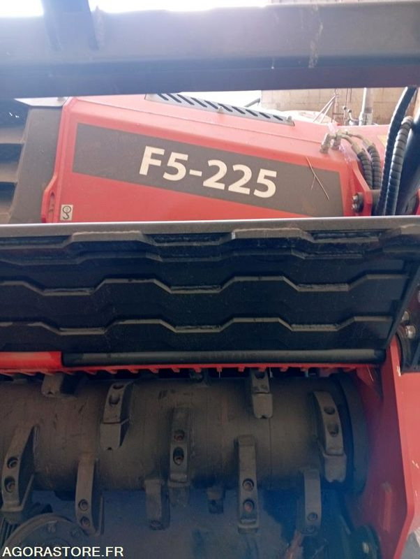 BROYEUR FORESTIER REMET CNC F5-225 - Trituradora forestal: foto 4 BROYEUR FORESTIER REMET CNC F5-225 - Trituradora forestal: foto 4